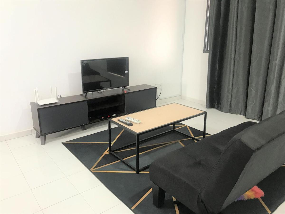 Oyo 90493 Jl Homestay Segamat Zewnętrze zdjęcie