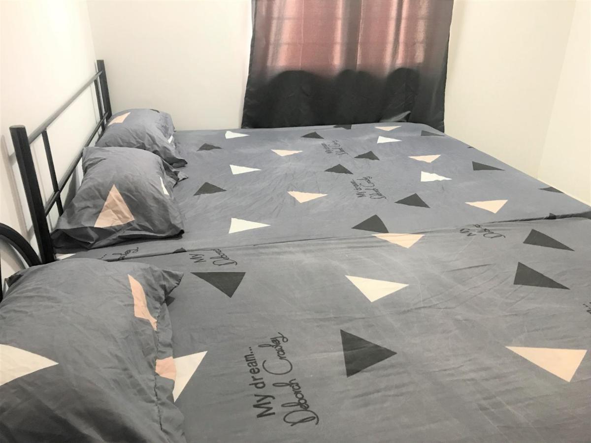 Oyo 90493 Jl Homestay Segamat Zewnętrze zdjęcie